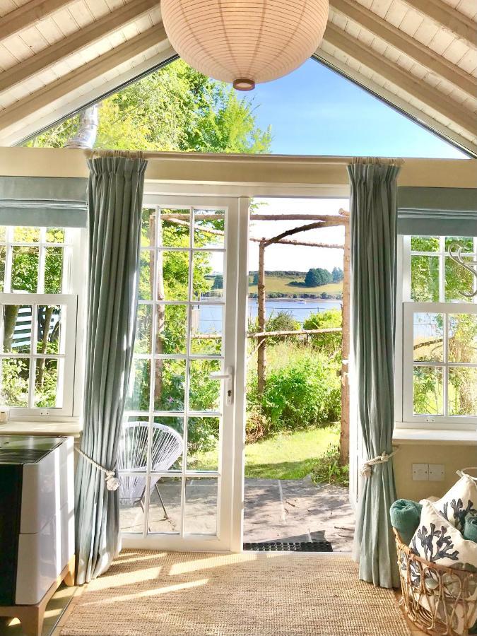 Coastal Chic Waterfront Studio คินเซล ภายนอก รูปภาพ
